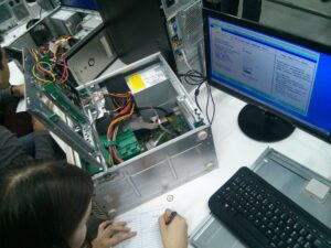 Reparació d'equips informàtics